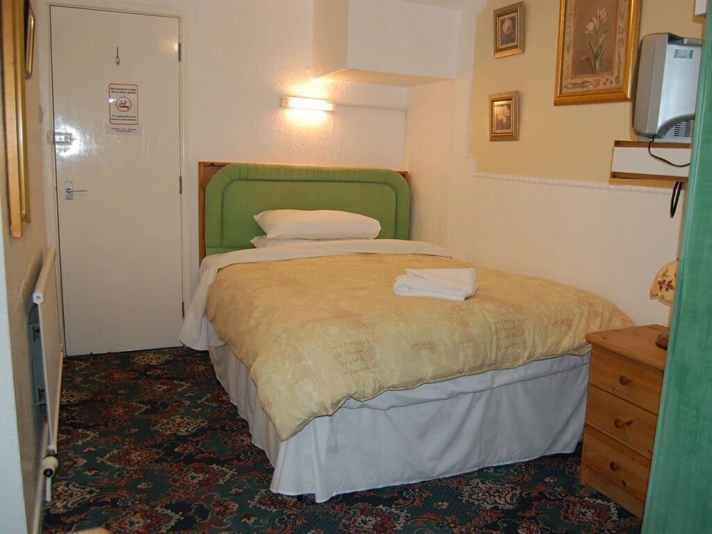 Britannia Inn Лланголлен Экстерьер фото